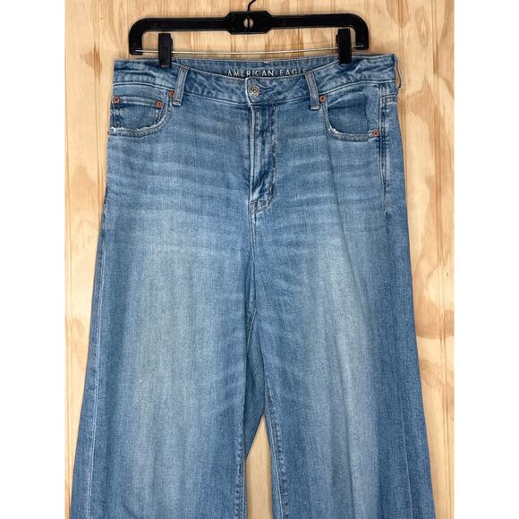 American Eagle Y2K Super High-Rise Wide Leg Baggy Jeans Size 8 Distressed Hem - Picture 3 of 10